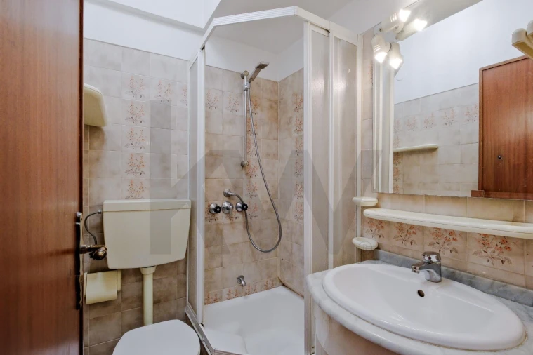 Apartamento T3 para Venda em Benfica Foto 24