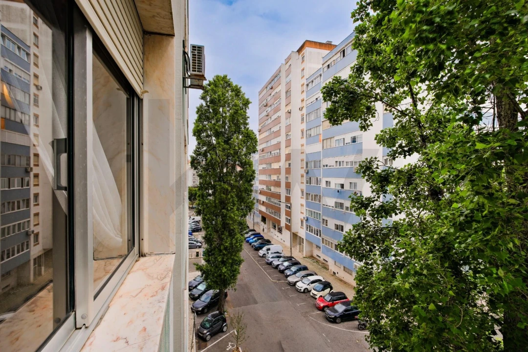 Apartamento T3 para Venda em Benfica Foto 9