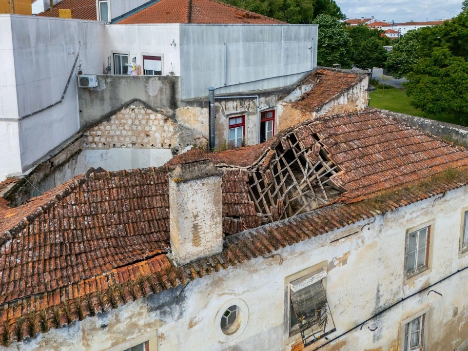 Prédio para Venda em Romeira e Várzea Foto 10