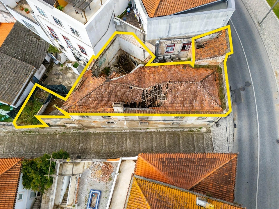 Prédio para Venda em Romeira e Várzea Foto 11