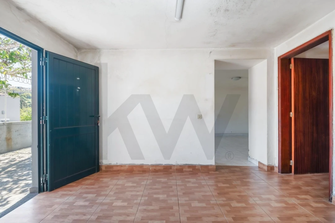 Moradia T3 para Venda em São Martinho Foto 20