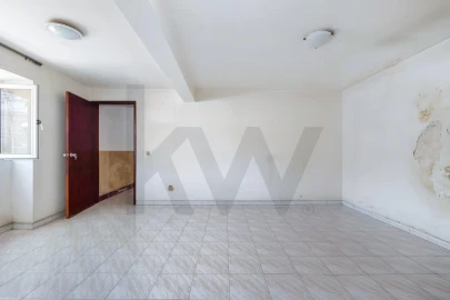 Moradia T3 para Venda em São Martinho
