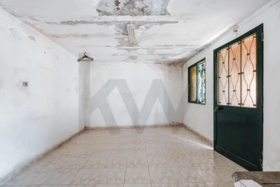 Moradia T3 para Venda em São Martinho