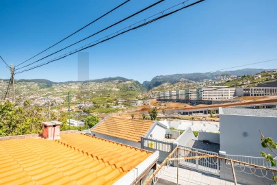 Moradia T3 para Venda em São Martinho