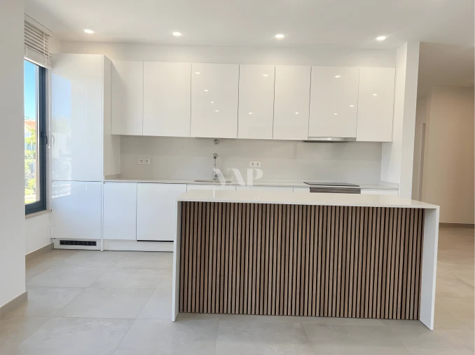 Apartamento T1 para Venda em Quarteira Foto 7