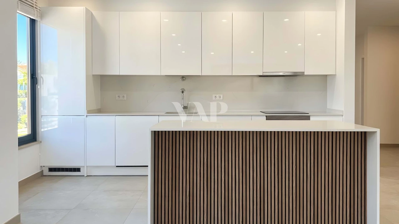 Apartamento T1 para Venda em Quarteira Foto 7