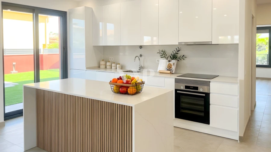 Apartamento T3 para Venda em Quarteira Foto 3
