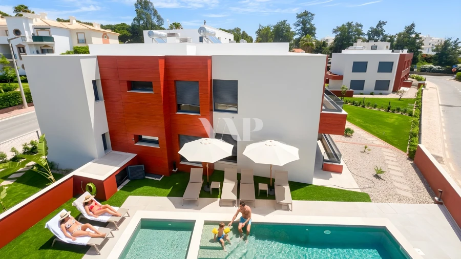 Apartamento T3 para Venda em Quarteira Foto 15