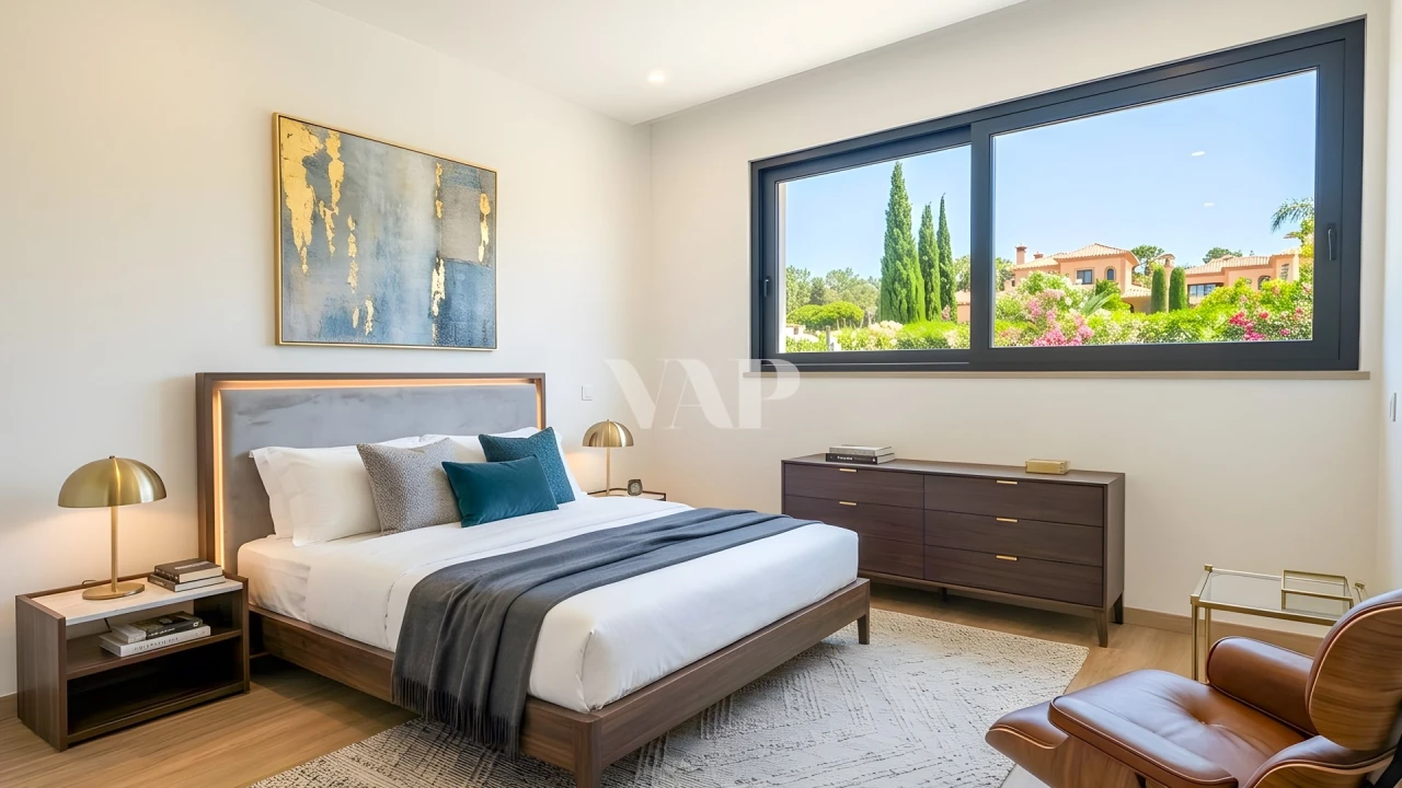Apartamento T3 para Venda em Quarteira Foto 4