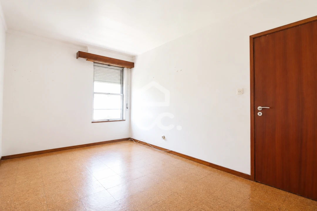 Apartamento T3 para Venda em São Pedro de Tomar Foto 7