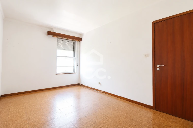 Apartamento T3 para Venda em São Pedro de Tomar Foto 7