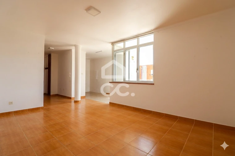 Apartamento T3 para Venda em São Pedro de Tomar Foto 3