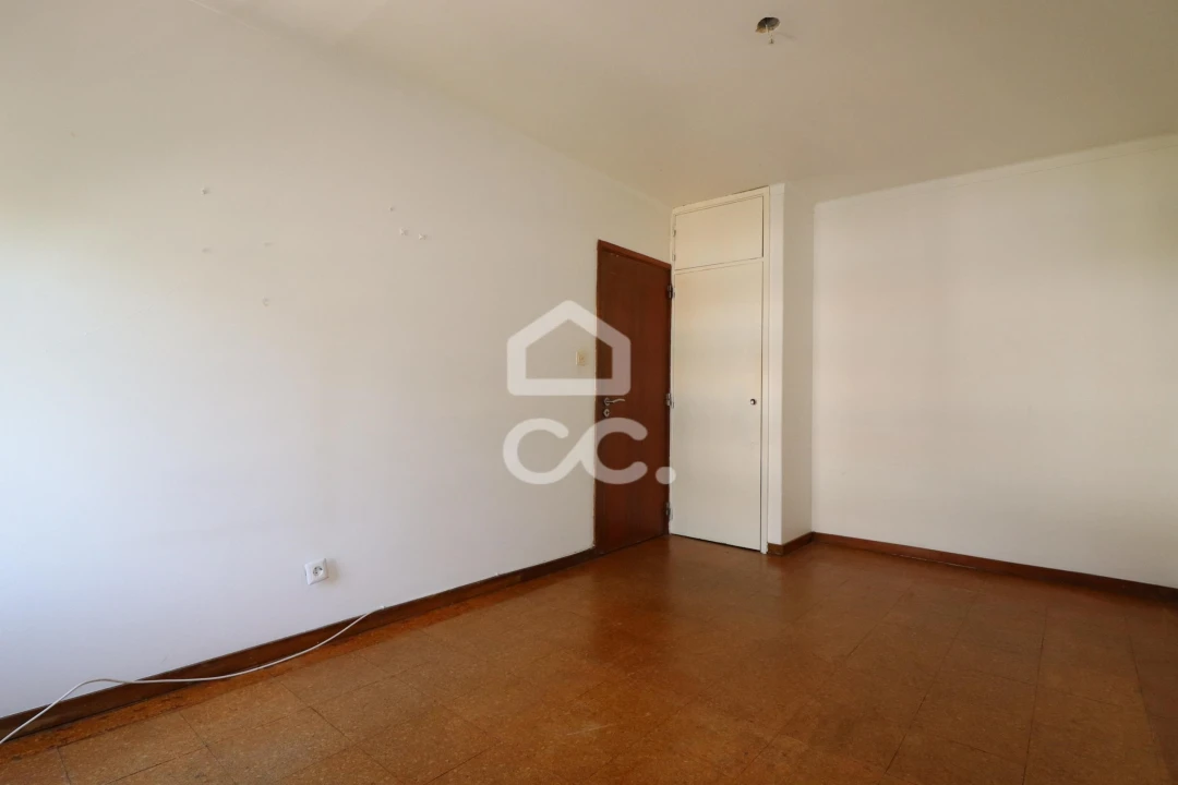 Apartamento T3 para Venda em São Pedro de Tomar Foto 10