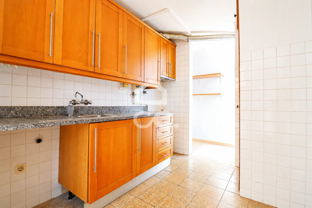Apartamento T3 para Venda em São Pedro de Tomar Foto 5