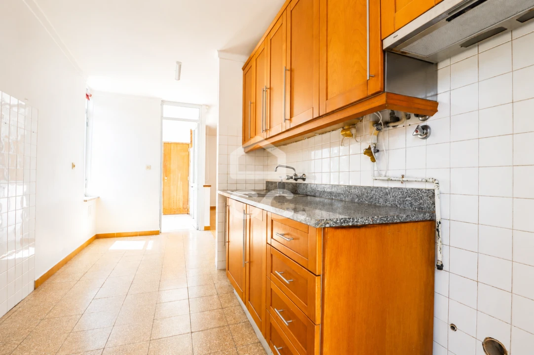 Apartamento T3 para Venda em São Pedro de Tomar Foto 6