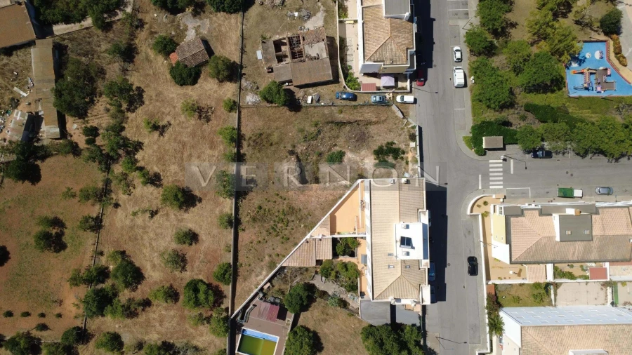 Terreno para Venda em Estômbar e Parchal Foto 7