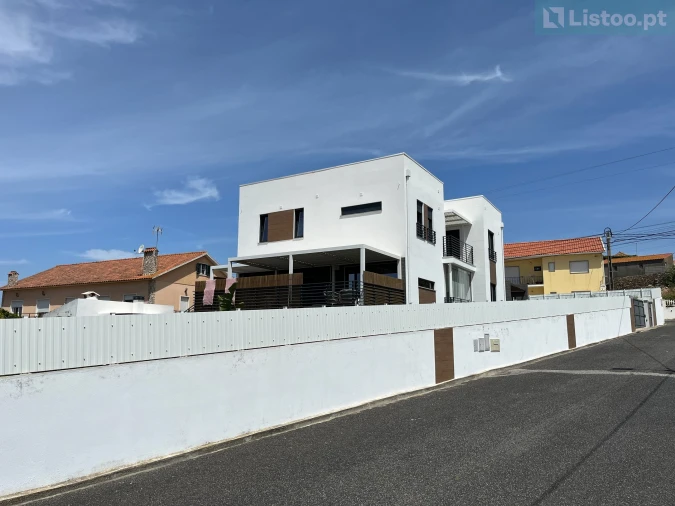 Moradia T4 para Venda em Mafra Foto 47