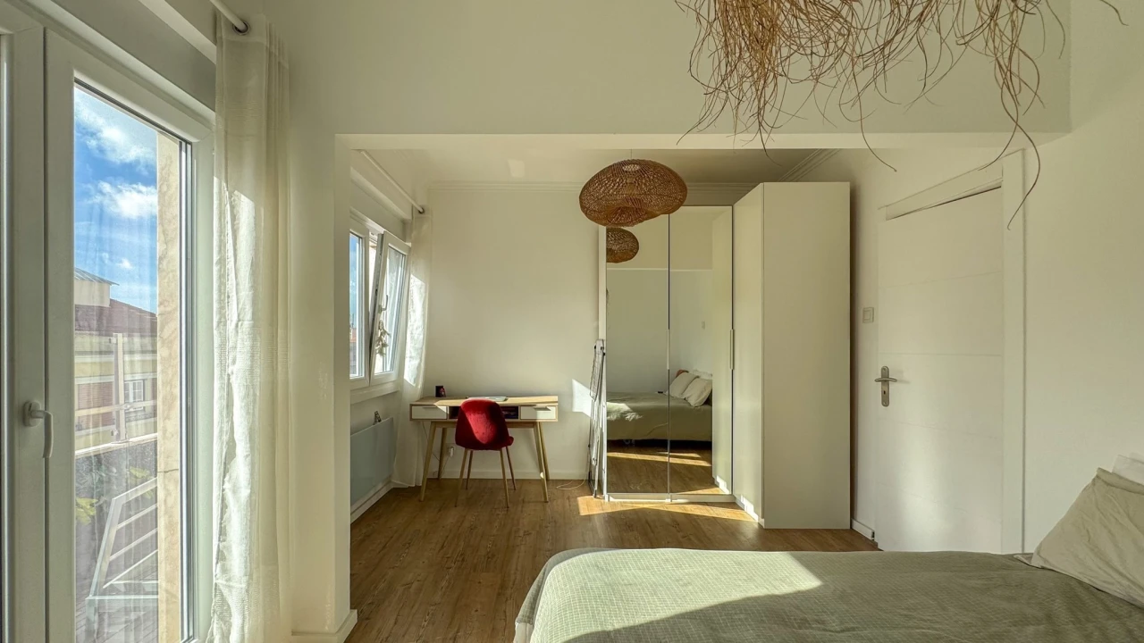 Apartamento T3 para Venda em Campo de Ourique Foto 6