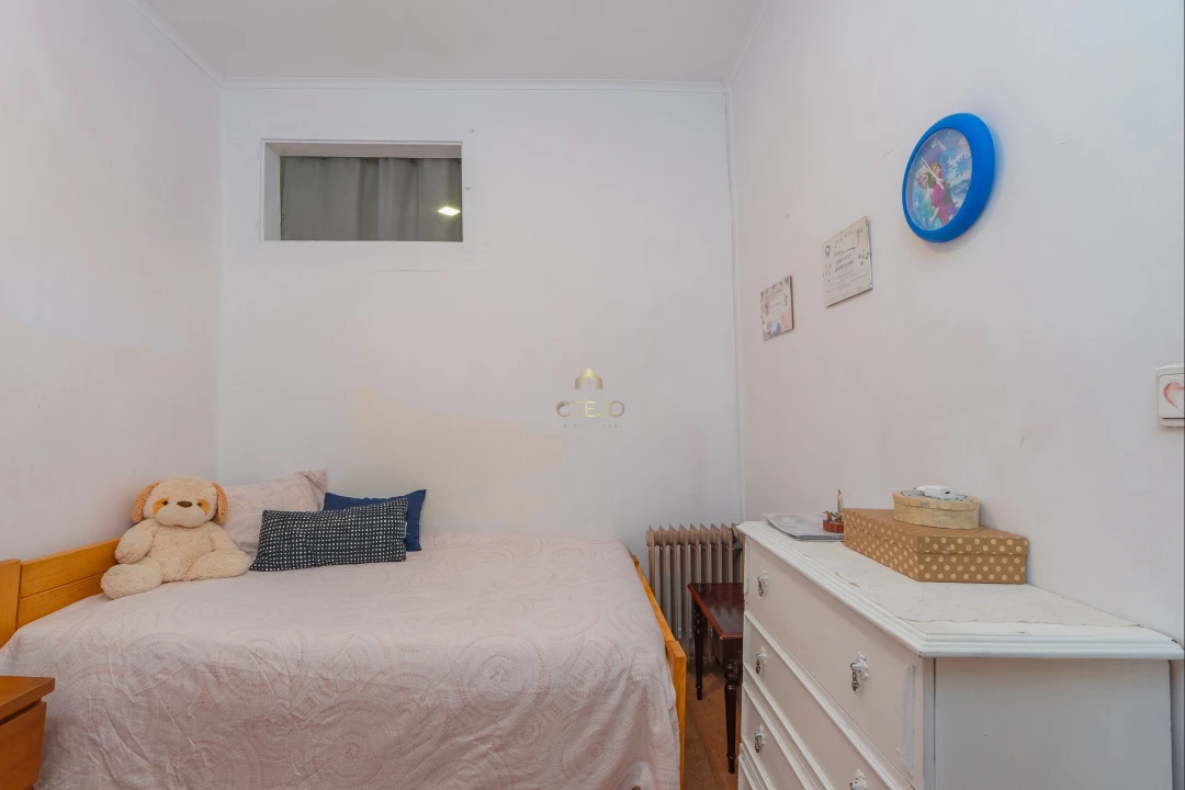 Apartamento T4 para Venda em Misericórdia Foto 12