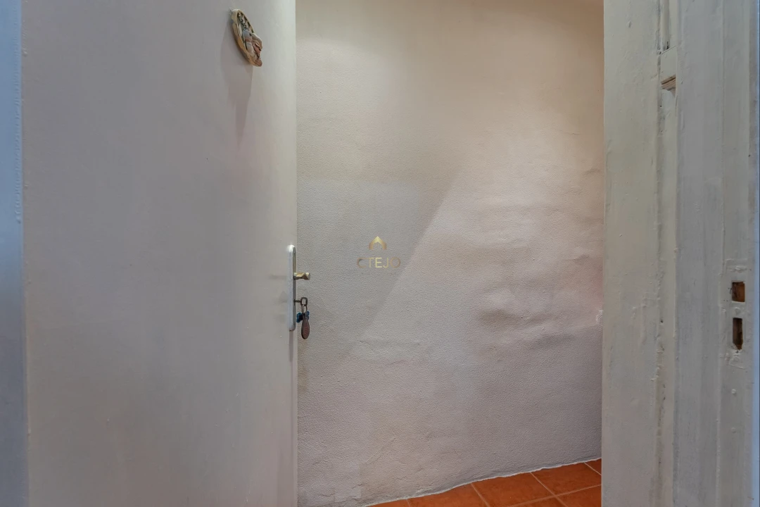 Apartamento T4 para Venda em Misericórdia Foto 6