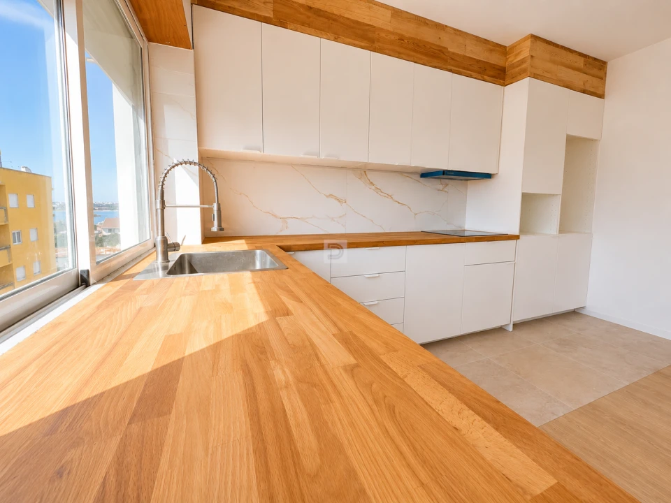 Apartamento T2 para Venda em Alto do Seixalinho, Santo André e Verderena Foto 4