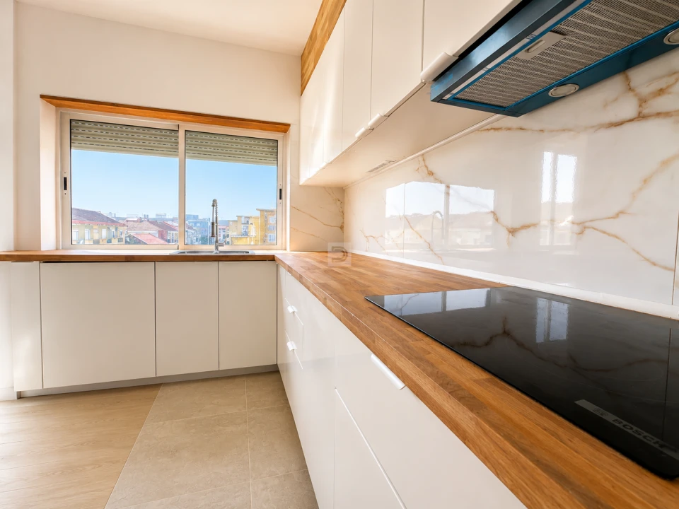 Apartamento T2 para Venda em Alto do Seixalinho, Santo André e Verderena Foto 3