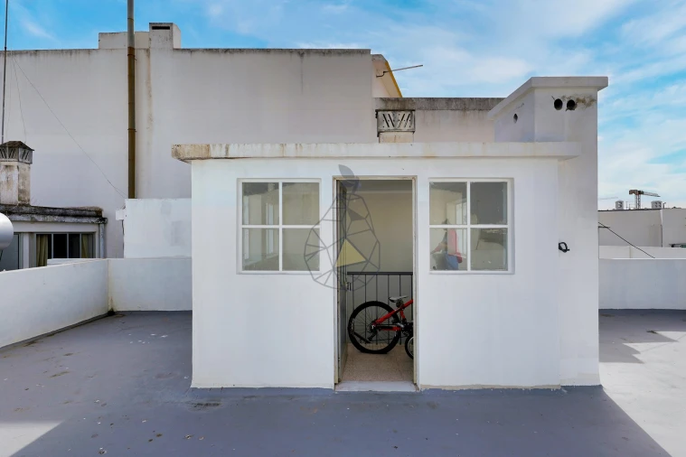 Apartamento T2 para Venda em Portimão Foto 46