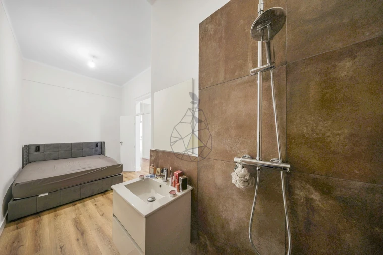 Apartamento T2 para Venda em Portimão Foto 16
