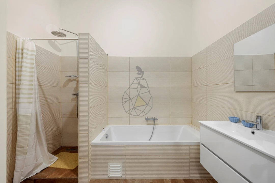 Apartamento T2 para Venda em Portimão Foto 11