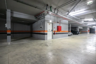 Apartamento T2 para Venda em Quelfes
