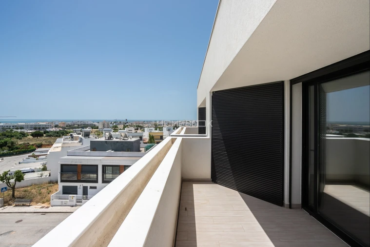 Apartamento T2 para Venda em Quelfes Foto 15