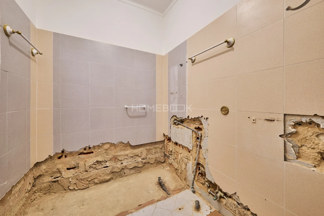 Apartamento T4 para Venda em Costa da Caparica Foto 24