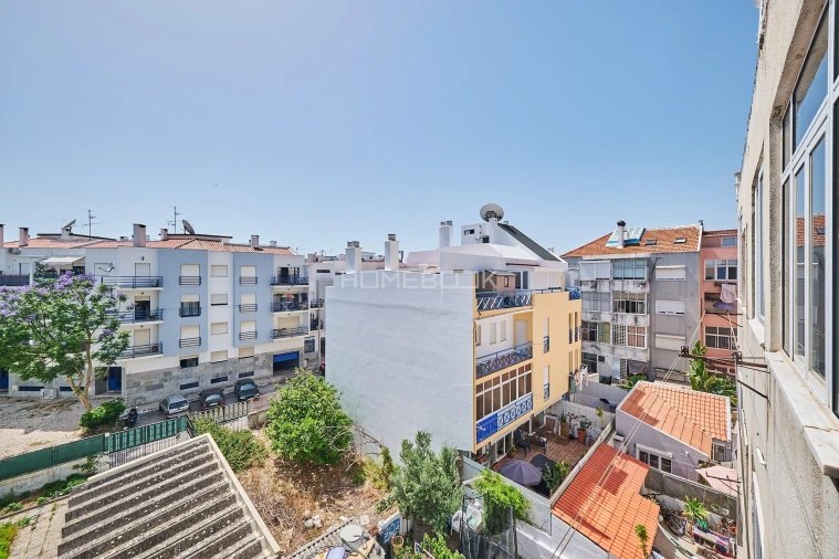 Apartamento T4 para Venda em Costa da Caparica Foto 8