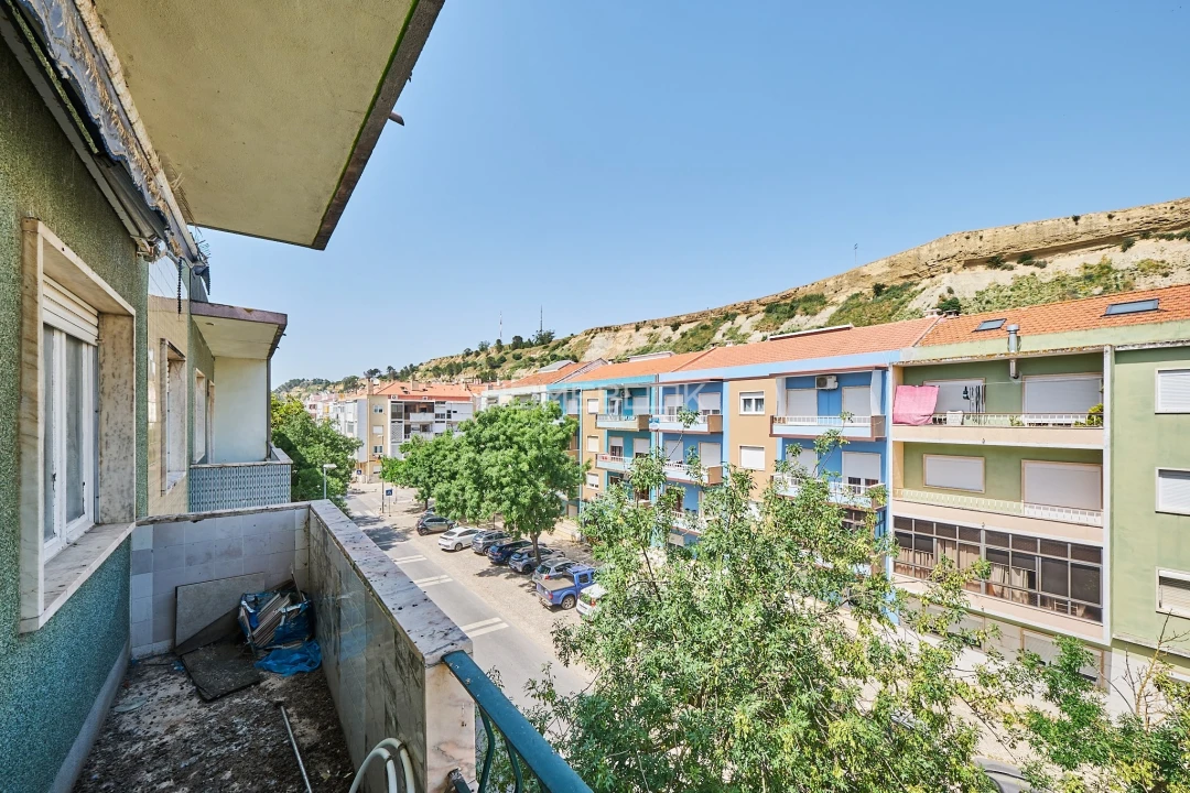 Apartamento T4 para Venda em Costa da Caparica Foto 21