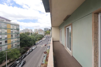 Apartamento T5 para Arrendamento em Belém