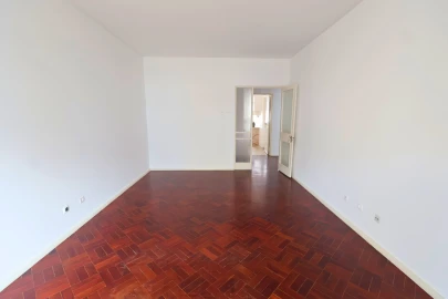 Apartamento T5 para Arrendamento em Belém