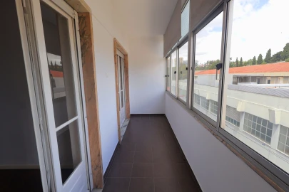 Apartamento T5 para Arrendamento em Belém