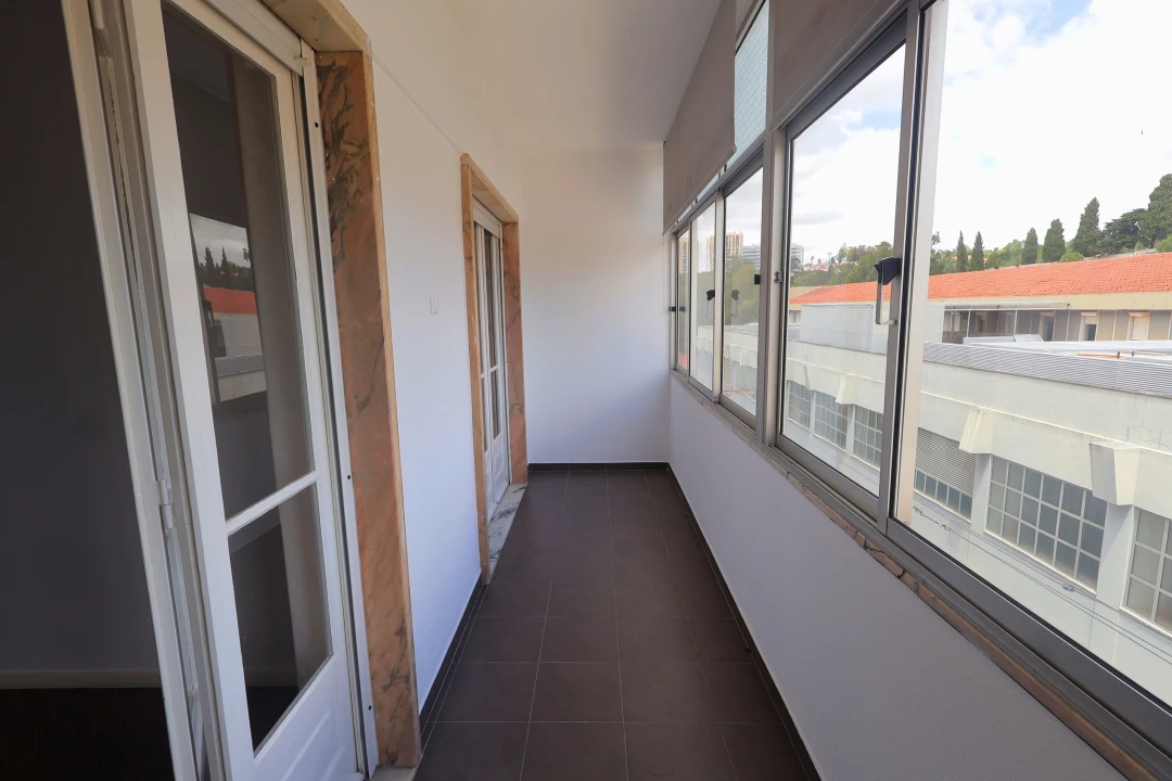 Apartamento T5 para Arrendamento em Belém Foto 10
