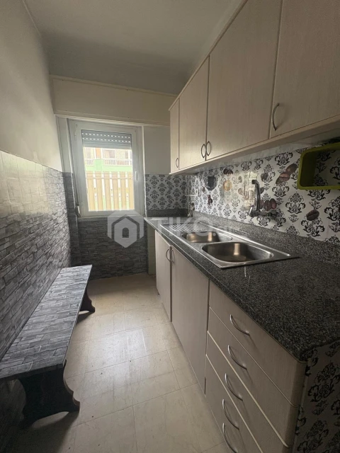 Apartamento T1 para Venda em Algés, Linda-A-Velha e Cruz Quebrada-Dafundo