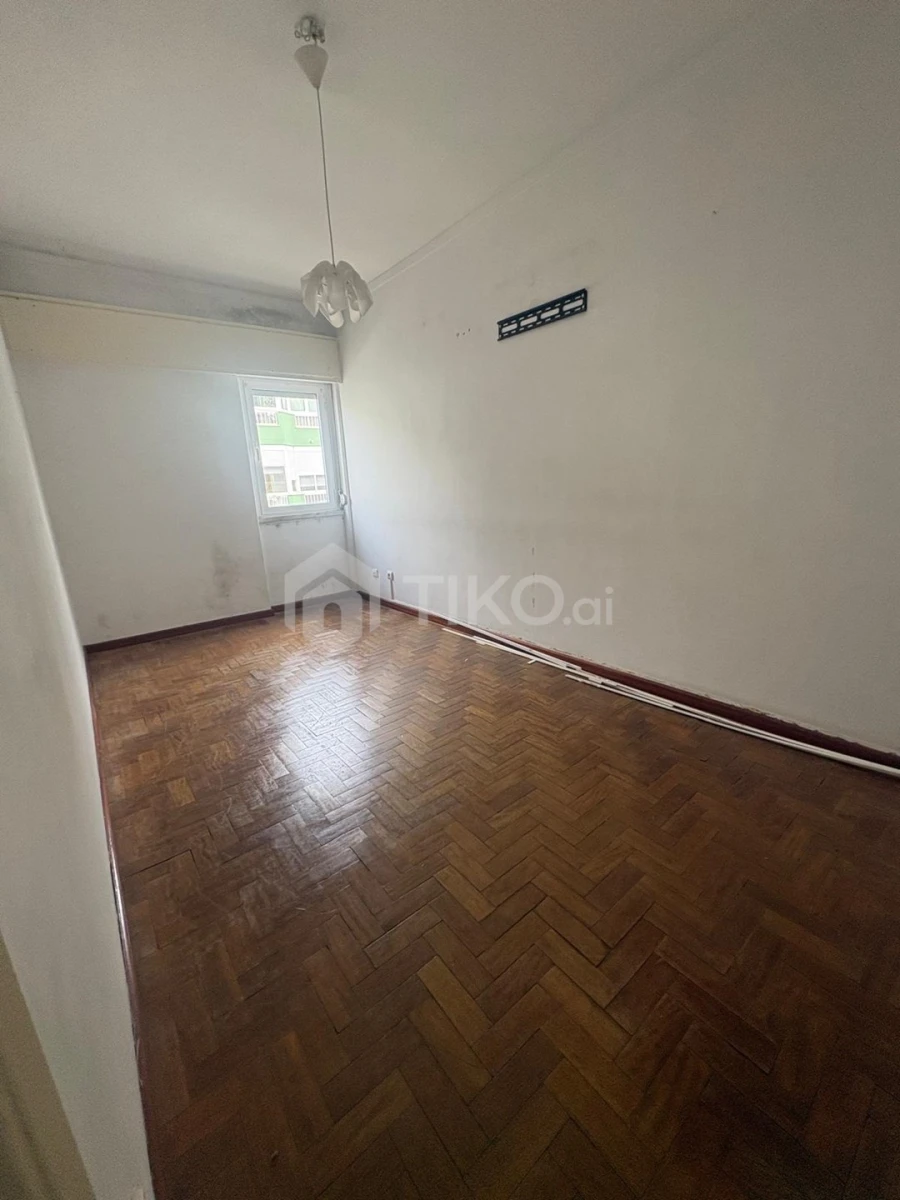 Apartamento T1 para Venda em Algés, Linda-A-Velha e Cruz Quebrada-Dafundo Foto 10