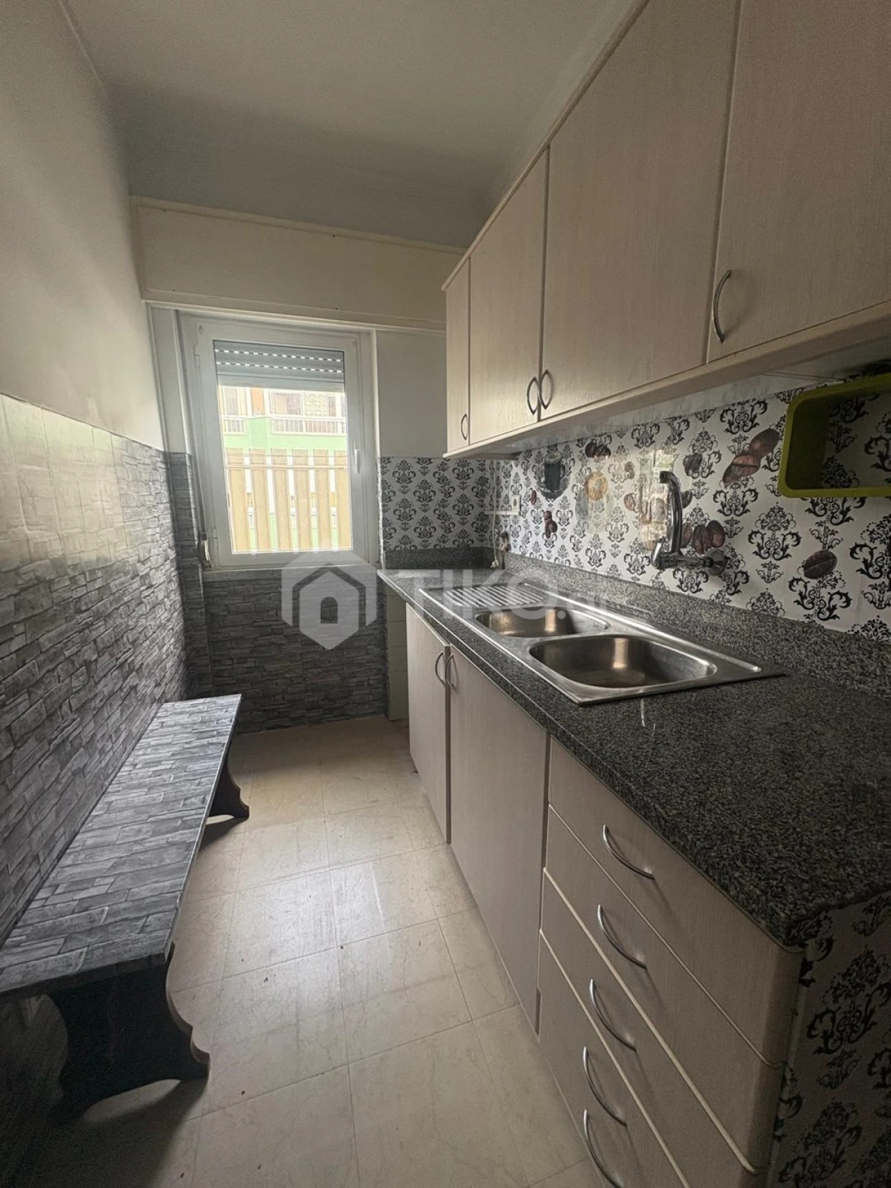 Apartamento T1 para Venda em Algés, Linda-A-Velha e Cruz Quebrada-Dafundo Foto 3
