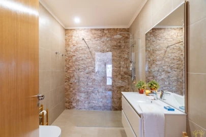 Apartamento T1 para Venda em Lagos (São Sebastião e Santa Maria)
