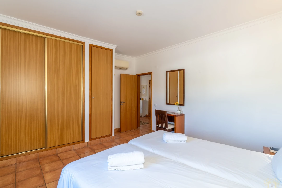 Apartamento T1 para Venda em Lagos (São Sebastião e Santa Maria) Foto 18