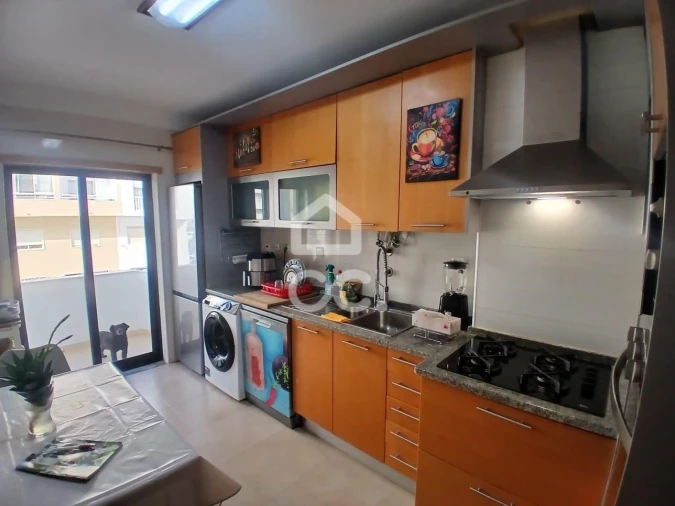 Apartamento T2 para Arrendamento em Gambia-Pontes-Alto da Guerra Foto 4