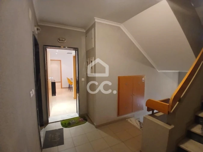 Apartamento T2 para Arrendamento em Gambia-Pontes-Alto da Guerra Foto 2