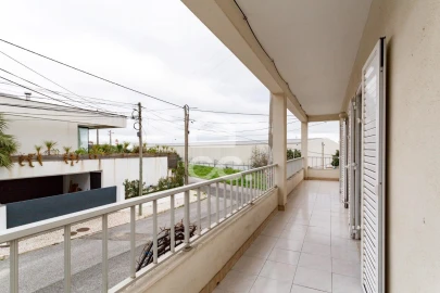 Moradia T4 para Venda em Santa Iria de Azoia, São João da Talha e Bobadela