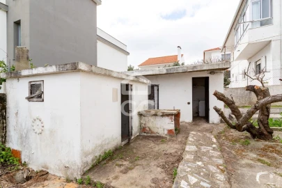 Moradia T4 para Venda em Santa Iria de Azoia, São João da Talha e Bobadela