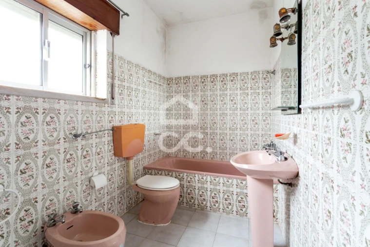 Moradia T4 para Venda em Santa Iria de Azoia, São João da Talha e Bobadela Foto 42