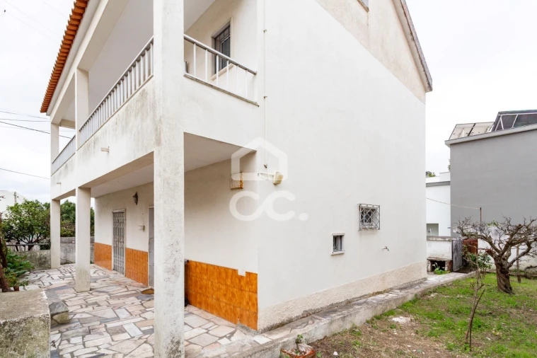 Moradia T4 para Venda em Santa Iria de Azoia, São João da Talha e Bobadela Foto 54