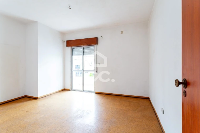 Moradia T4 para Venda em Santa Iria de Azoia, São João da Talha e Bobadela Foto 34